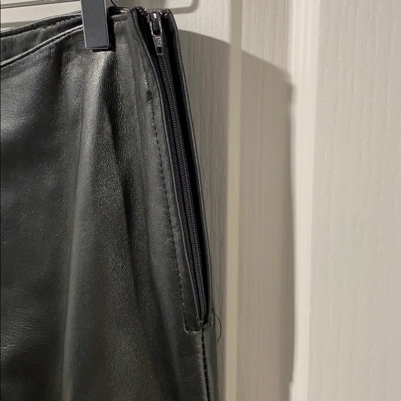 Danier Leather Pants - Picture 2 of 5